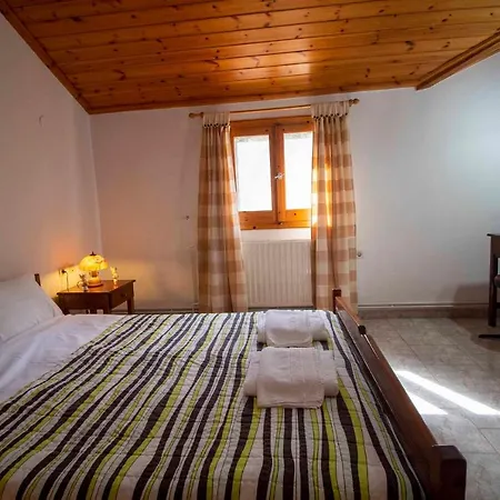 Georgias Loft Acharavi Corfu Apartamento