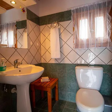 Georgias Loft Acharavi Corfu Apartamento *