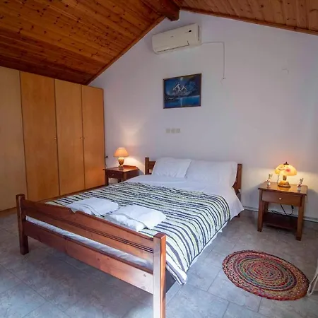 Georgias Loft Acharavi Corfu *