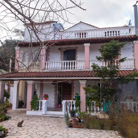 Georgias Loft Acharavi Corfu Αχαράβη